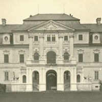 Matka Marie Anny, Marie Terezie Capece de Rofrano, zdědila zámek Chroustovice po svém příbuzném Jeronýmovi markýzi Capece de Rofrano (†1724), přezdívaném Růžový kavalír. Její syn Filip celé panství prodal v r. 1823