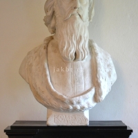 J. A. Komenský, busta J. Effenbergera, sádra, 77 cm