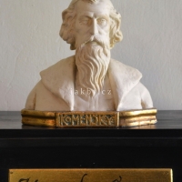 J. A. Komenský, busta, autoři AW a HSch, sádra, 22 cm
