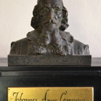 J. A. Komenský, busta, autor neznámý, litina, 23 cm