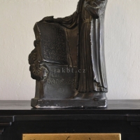 J. A. Komenský, autor Rudolf Kabeš, sádra, 36 cm