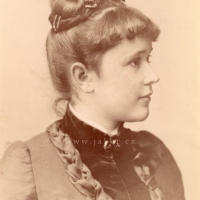 Miloslava Lohařová st., rozená Schindlerová (1869 – 1949)