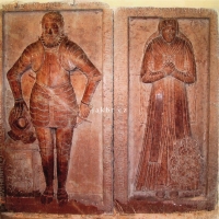 Slezský šlechtic Jiří Jetřich Grodecký (†1654) měl za manželku Johannu Uršulu Zárubovou z Hustířan na Bílých Poličanech a Studenci (1615-1638). Byla dcerou Václava (†1632) a Angeliny Zárubových (†1639) - na obr., zdroj Karel Martinek, Zvičina 